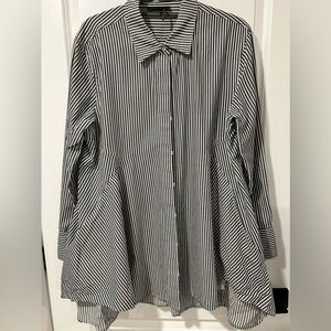 Beautiful Donna Karan - Black label button down shirt.